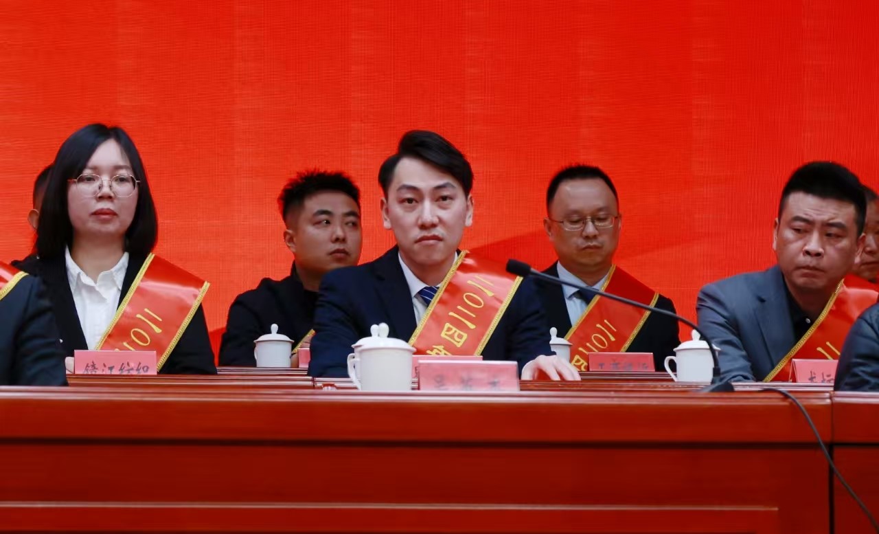 喜報(bào)!易順建工集團(tuán)榮獲“松溪縣2024年度納稅貢獻(xiàn)企業(yè)”稱(chēng)號(hào)